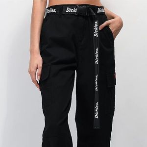 Dickies Black Belted Crop Lightweight Twill Utility Cargo Size 9 (fits like a M)